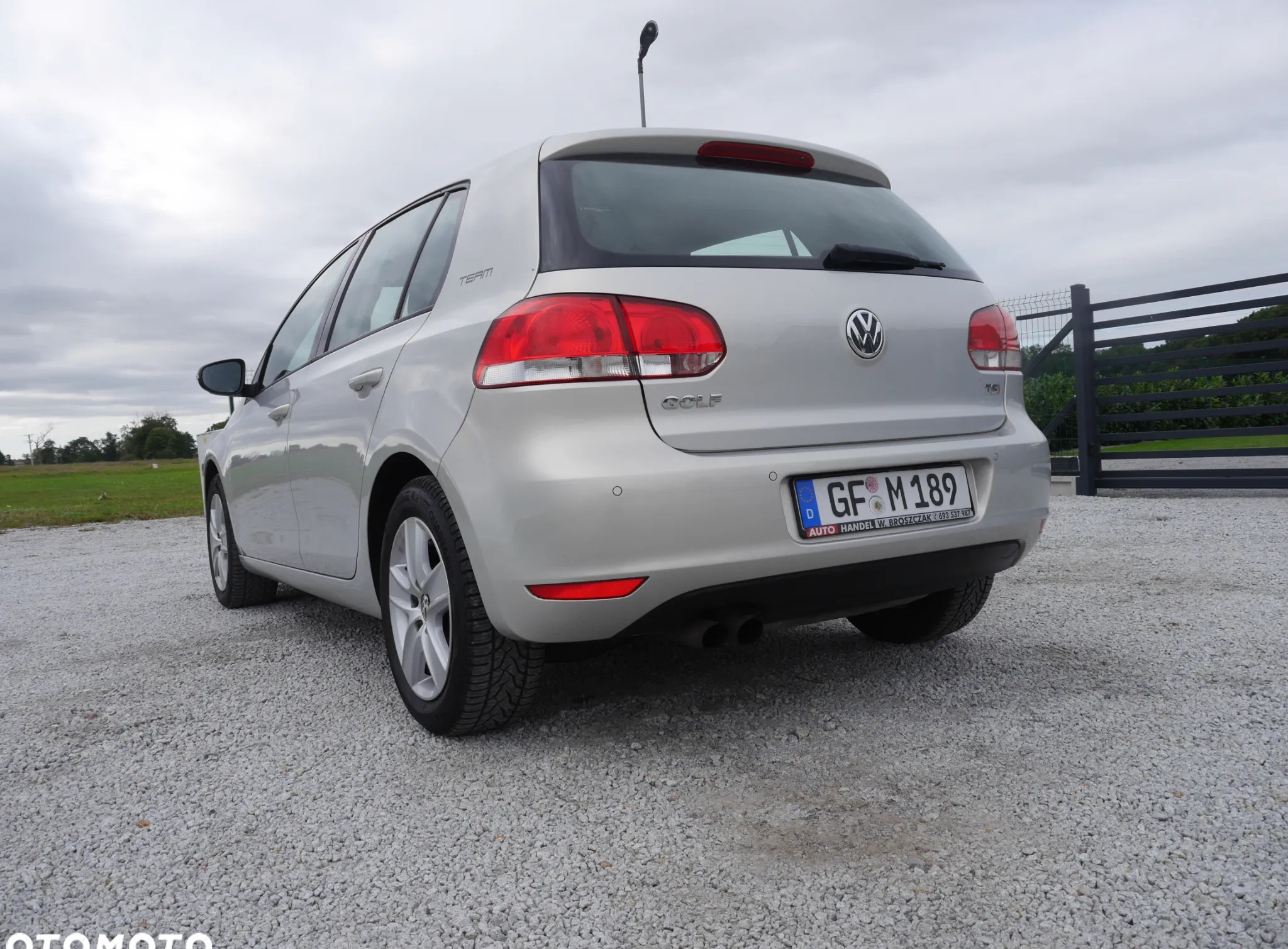 Volkswagen Golf cena 22800 przebieg: 229874, rok produkcji 2009 z Grabów nad Prosną małe 277